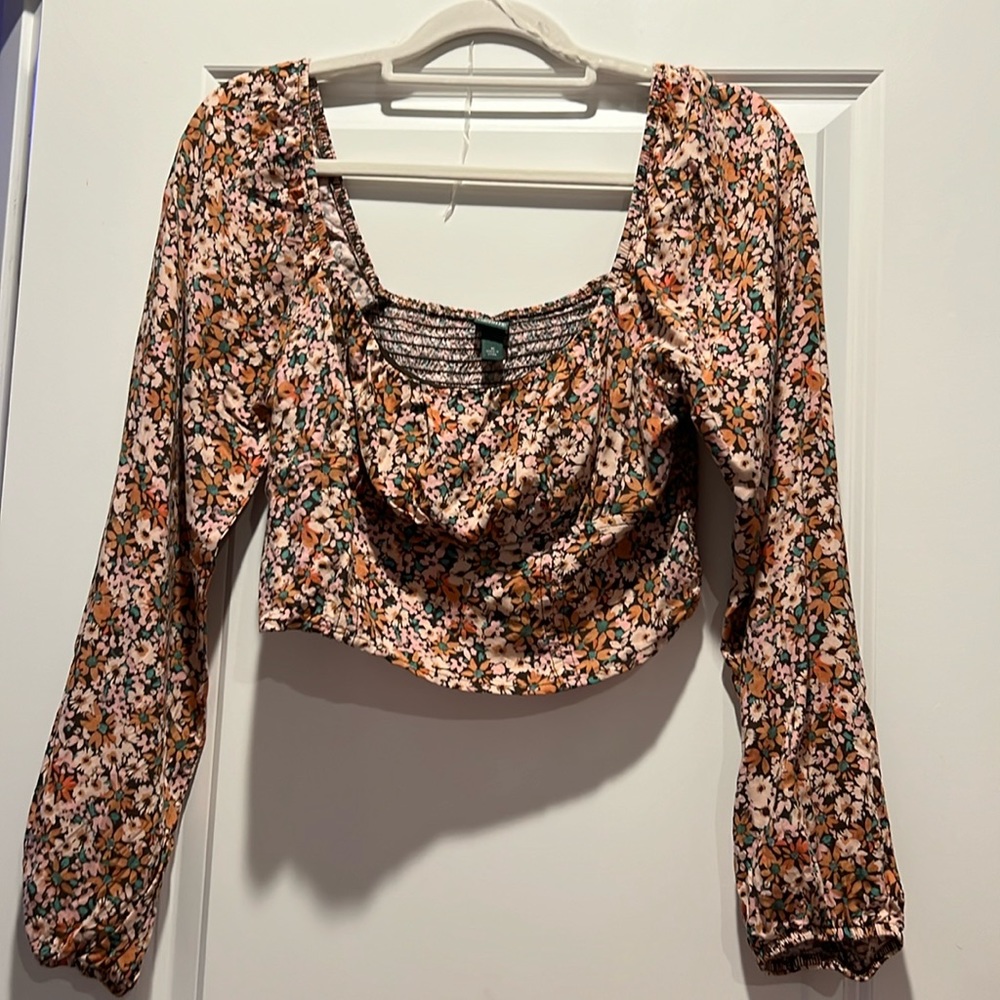 Wild Fable floral crop top Size M